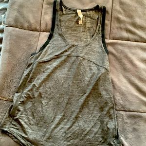 Lululemon tank top